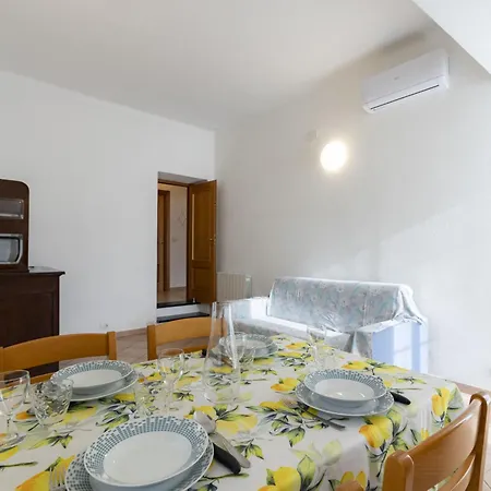 דירה Colombaia - Flg145 By Interhome